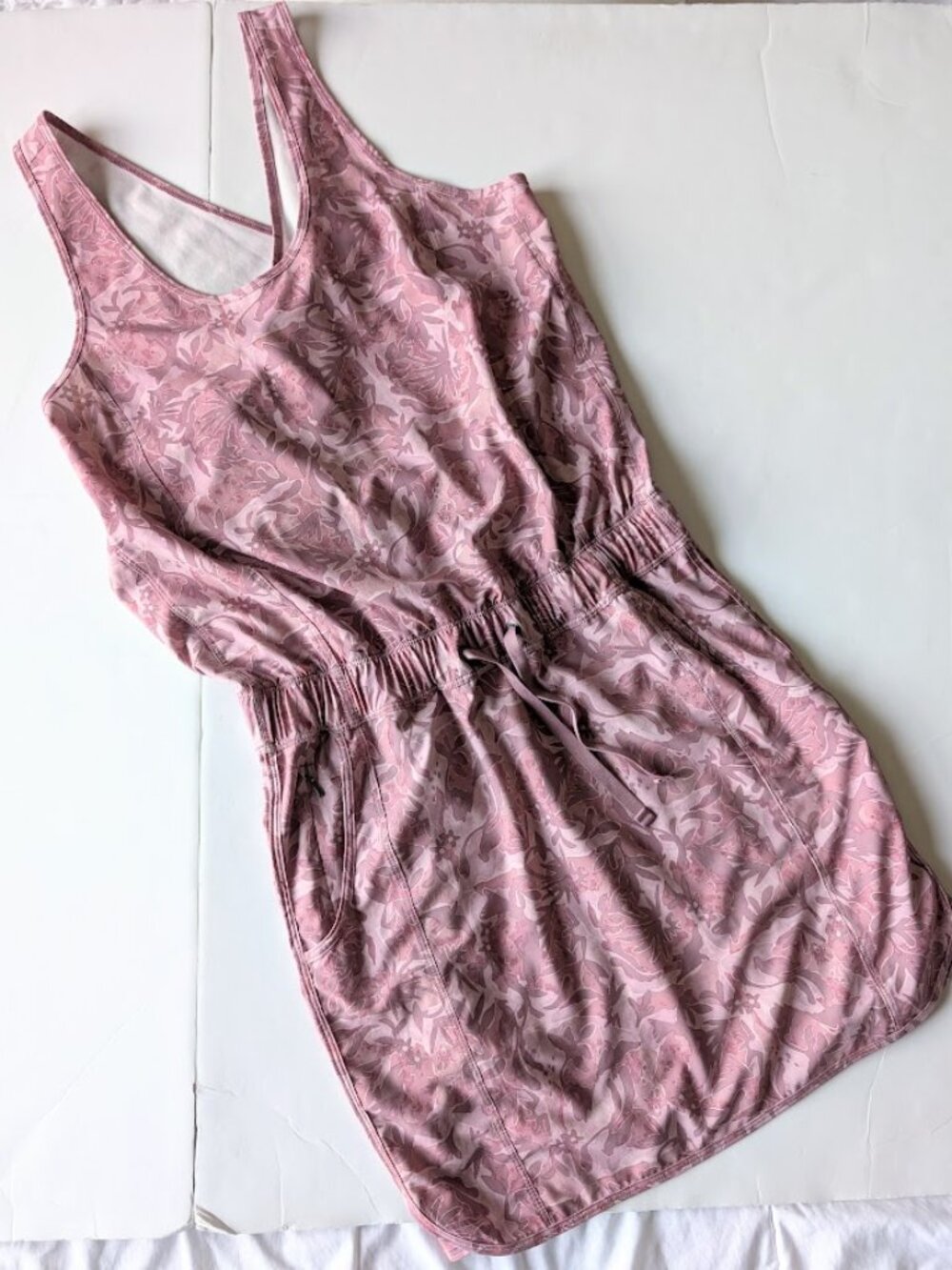 Patagonia Pink Floral Fleetwith Active Dress Evening Mauve Size: S EUC